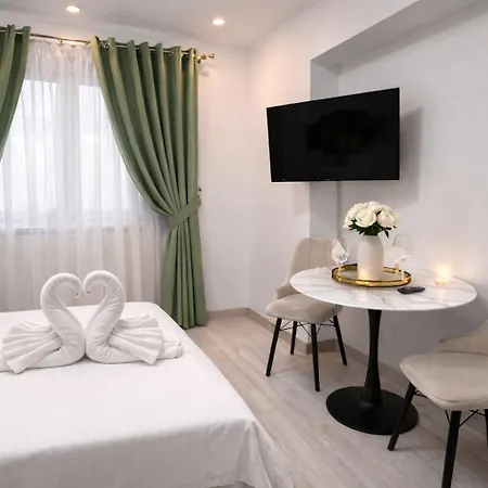 Eperience 4*