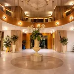 アパートホテル Eperience 4*